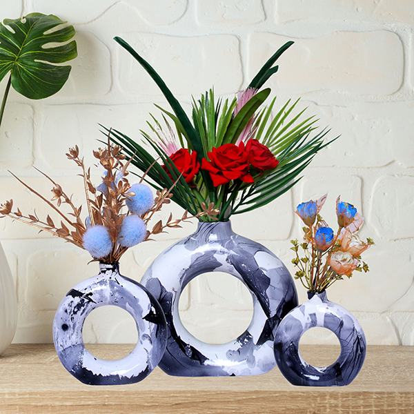 Donut-Shaped Flower Vases for Home Decor, Set of 3 (Black & White) Polyresin – 8 Inch