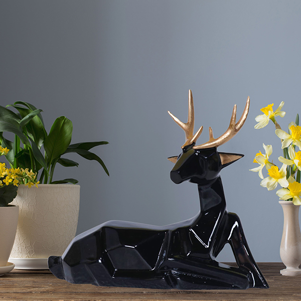 Sitting Deer Showpiece for Home Decor (Black) Polyresin – 6.5 Inch